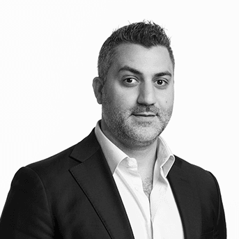  Nigel Hikmat